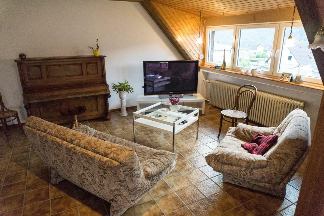 Moderne 70 Qm Wohnung Mit Grosser Dachterrasse Kinheim Eksteriør bilde
